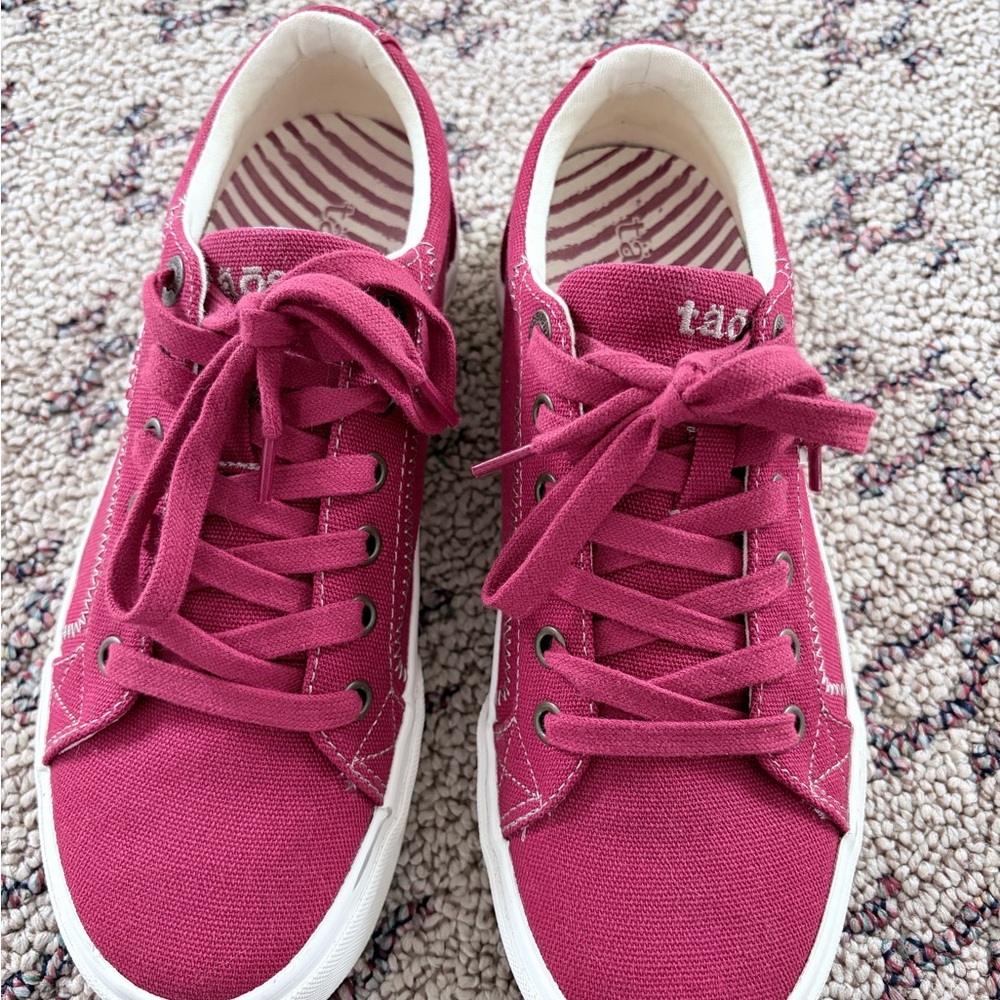 Red Taos Canvas Sneakers for Women